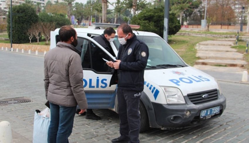 Gidecek yeri olmayan kişiye kesilen ceza tepki çekmişti! Emniyet'ten açıklama: Özür dileriz